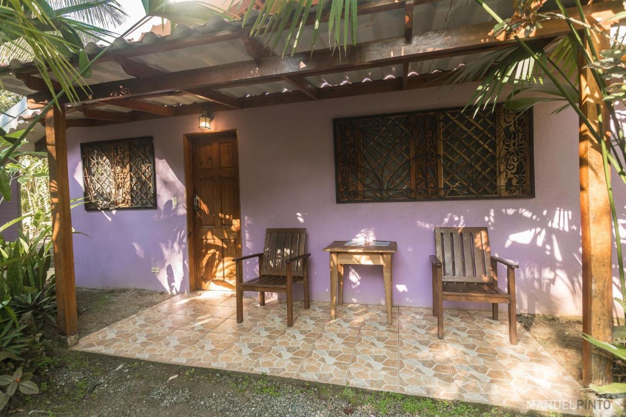 Casa Violeta Beach House In Пунта Ува Екстериор снимка