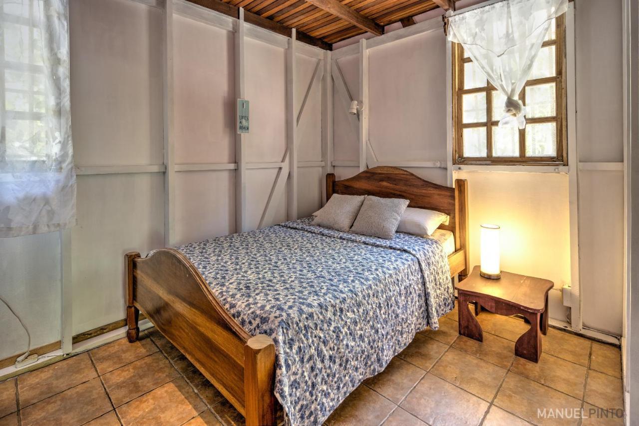 Casa Violeta Beach House In Пунта Ува Екстериор снимка